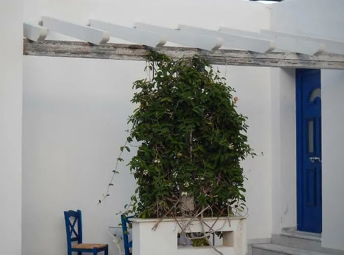 Litus Syros * Mégas Yialós-Nítes