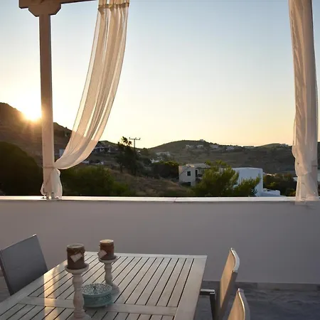 Litus Syros * Mégas Yialós-Nítes