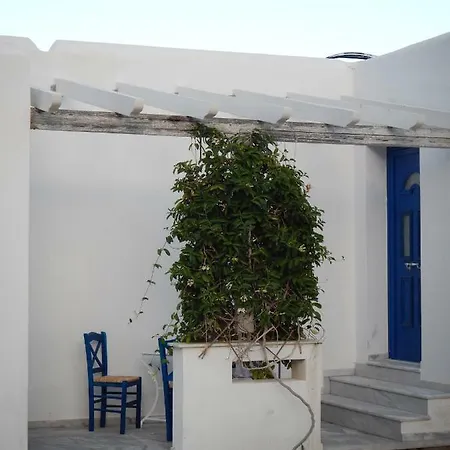 Litus Syros * Mégas Yialós-Nítes